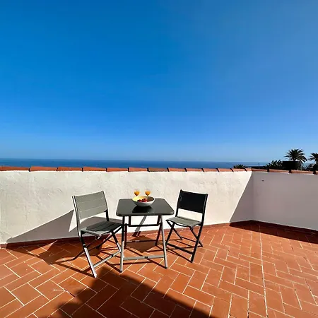 Apartman Caletas House *