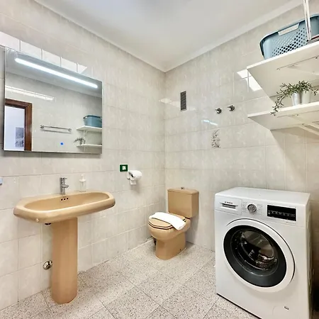 Апартаменты Caletas House *