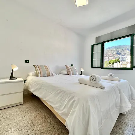 Caletas House דירה